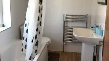 Comfort-herbergi fyrir tvo, tvö rúm (with bath, Nr 7) | Baðherbergi