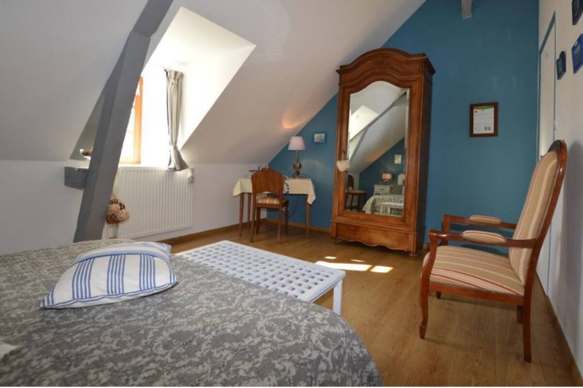 Decoración personalizada, muebles diferentes y wifi gratis 