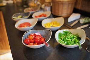Free daily continental breakfast  - Hotel Astrid inklusive JokerCard, Pool und Liegewiese (Saalbach-Hinterglemm)