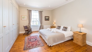 Luxury Duplex, 3 Bedrooms, Non Smoking | 3 bedrooms, Egyptian cotton sheets, WiFi (free), bed sheets
