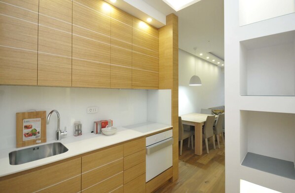 Fridge, microwave, coffee/tea maker