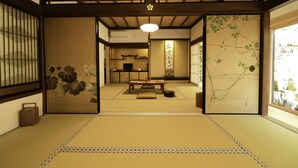 Rom – superior, ikke-røyk, hageutsikt (Standard Japanese Style, Pond View) | Safe på rommet, wi-fi (inkludert) og sengetøy