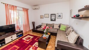Căn hộ, 2 phòng ngủ, quang cảnh biển | Phòng khách