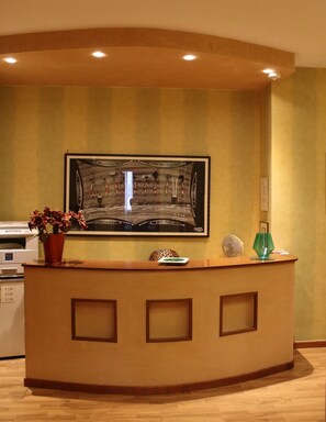 Reception - Centro Storico B&B (Foggia)