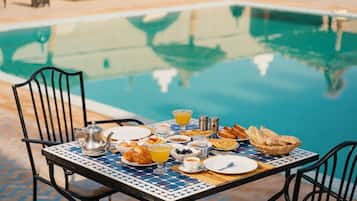 Colazione continentale inclusa, servita tutte le mattine