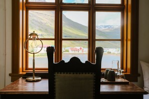 Lake view - Snæfell - Hotel by Aldan (Seydisfjordur)