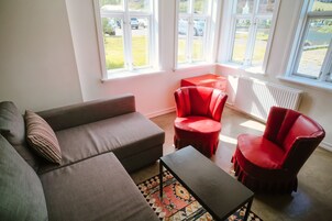 Family Room, Private Bathroom | Living area