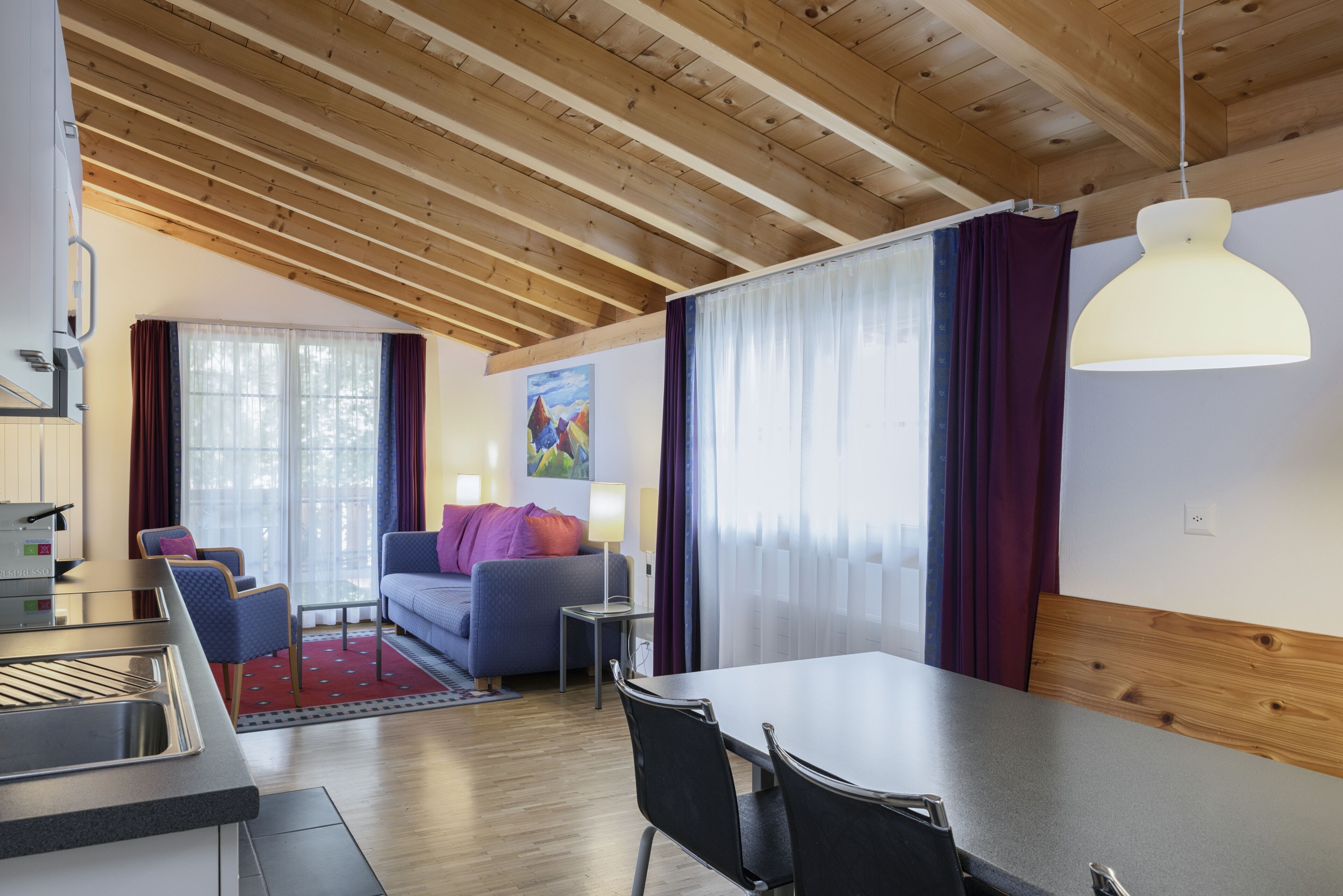 premium apartment, 2 bedrooms | living room | flat-screen tv