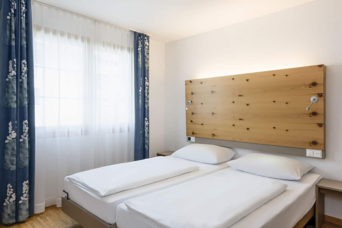 Basic Apartment, 2 Bedrooms | 1 bedroom, in-room safe, free WiFi, bed sheets