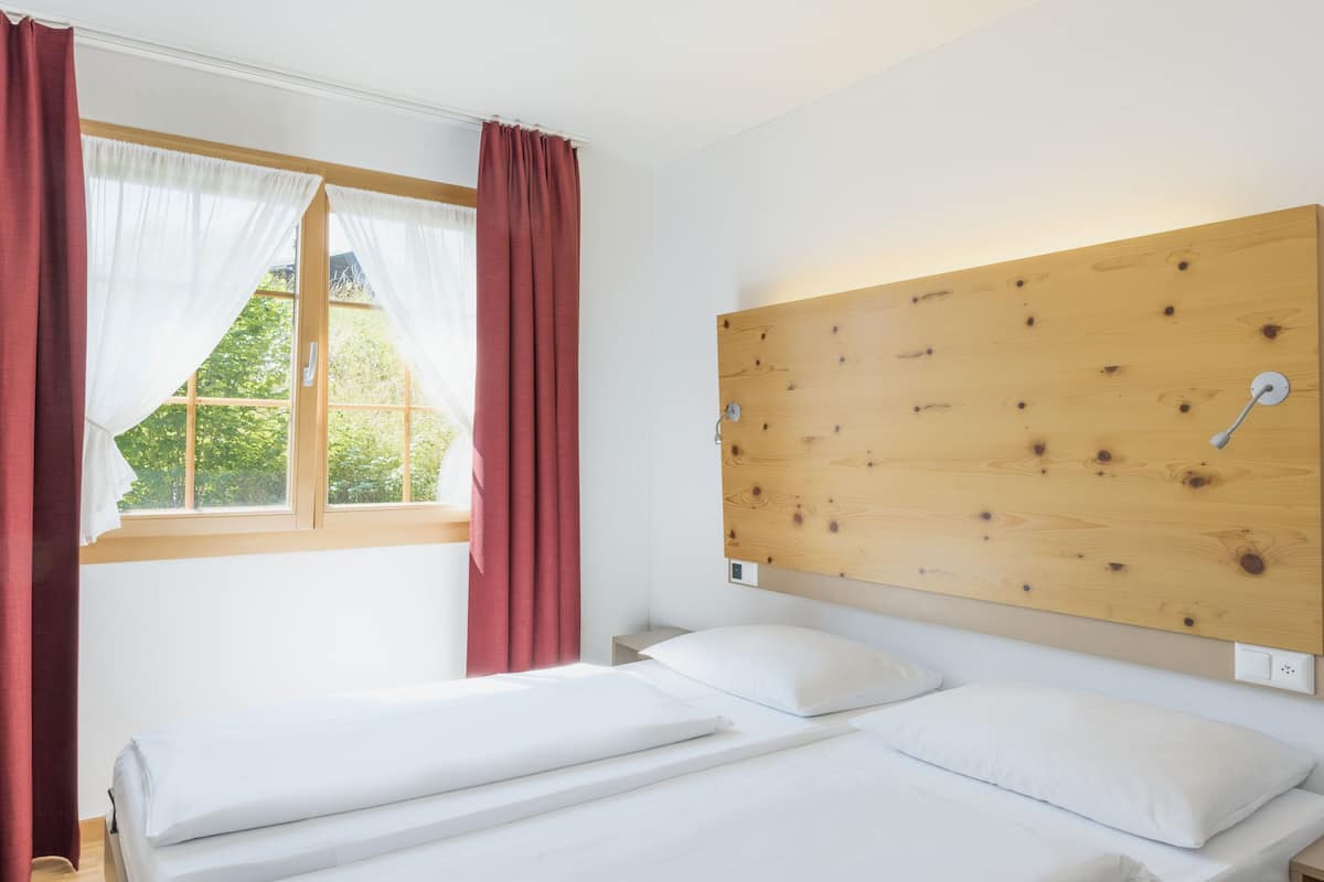 Premium Apartment, 1 Bedroom | 1 bedroom, in-room safe, free WiFi, bed sheets
