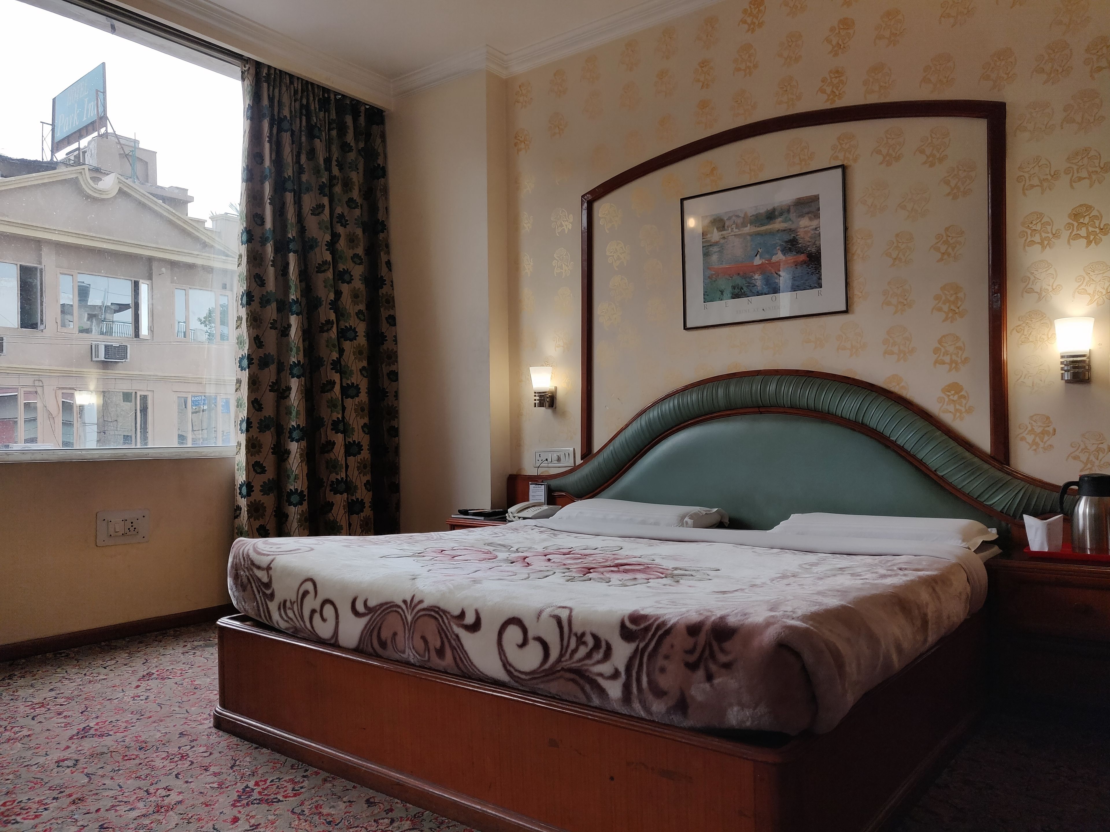 Habitación doble superior | Camas extra, wifi gratis y ropa de cama 