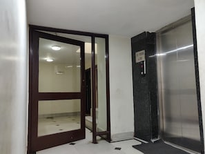 Interior detail - Hotel Premier (Jammu)