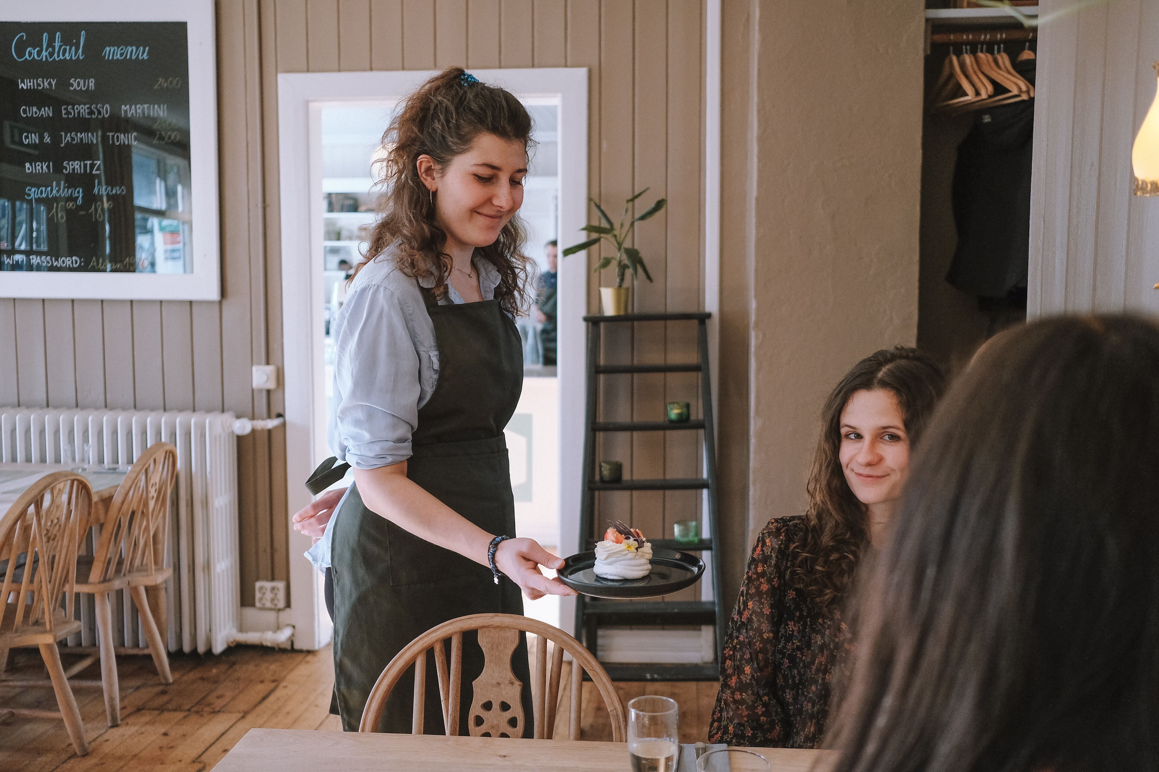 Dagelijks ontbijtbuffet (EUR 15 per persoon)