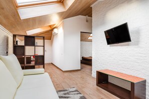 Suite | 1 habitación, ropa de cama de alta calidad, escritorio y insonorización 