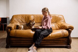 Suite | 1 bedroom, premium bedding, desk, soundproofing