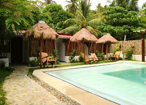 Piscine couverte, piscine extérieure