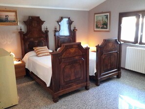 Apartment | In-room safe, individually decorated, individually furnished, desk - B&B Amy & Julie (Badia Polesine)