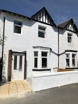 Glasgow Airport Holiday Home