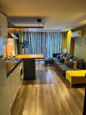 Standard Condo | Living area