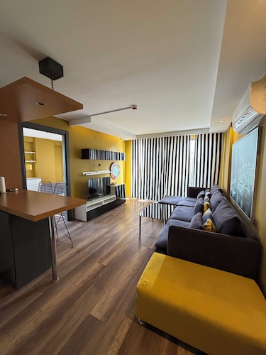 Deluxe Beach Residence