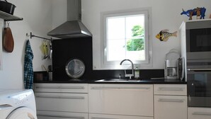 Uklassifisert bilde, 3 av 13, knapp