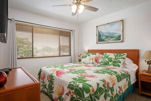 1 chambre, fer et planche à repasser, accès Internet, draps fournis