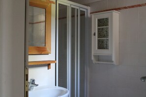 Comfort Double Room | Bathroom