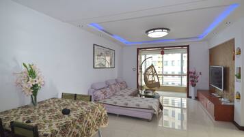 Suite, 2 Schlafzimmer | 2 Schlafzimmer, Schreibtisch, Verdunkelungsvorhänge, kostenloses WLAN