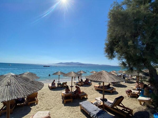 Beach nearby - Manios Suites (Naxos)