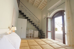 Minibar, desk, free WiFi, bed sheets - Feudo Muxarello (Sant'Angelo Muxaro)