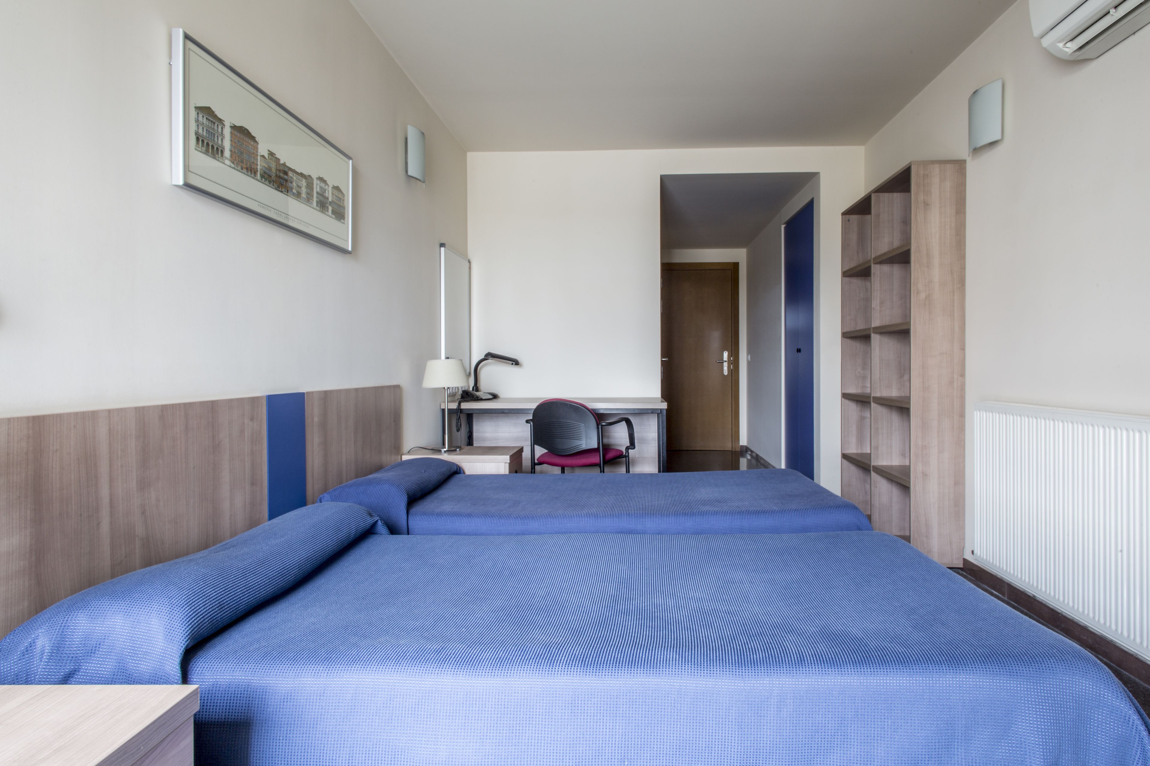 Photo - Residencia Universitaria Resa Hernan Cortes