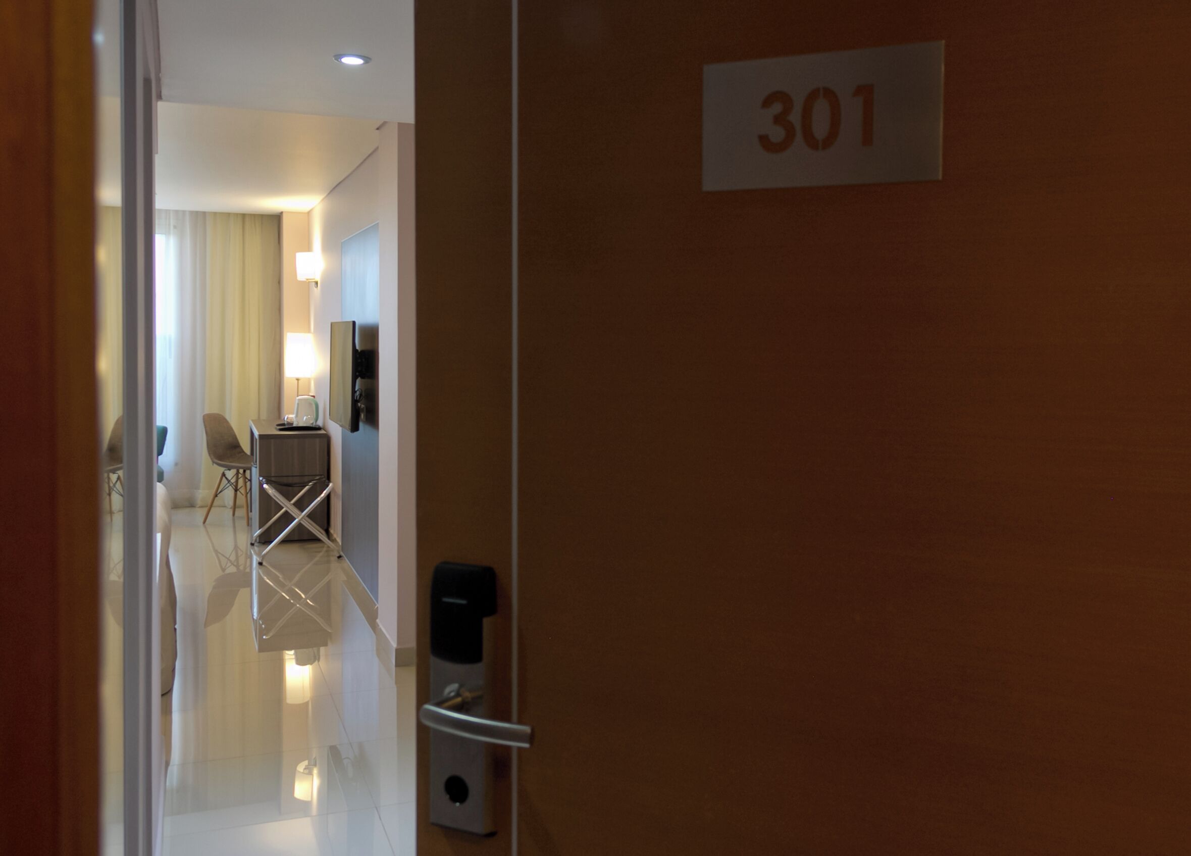 family room | 1 bedroom, premium bedding, down duvets, in-room safe