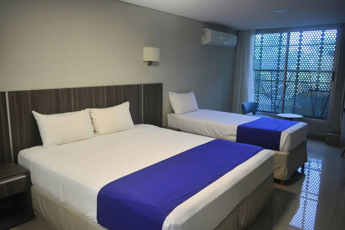 Ropa de cama de alta calidad, edredones de plumas, caja fuerte