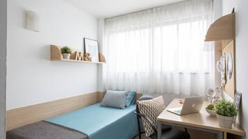 Escritorio y wifi gratis