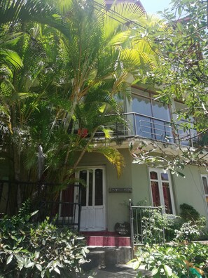 Front of property - Tea Garden Holiday Inn (Ella)