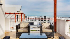 Terrace/patio - Azure 201 On Big Bay (Cape Town)