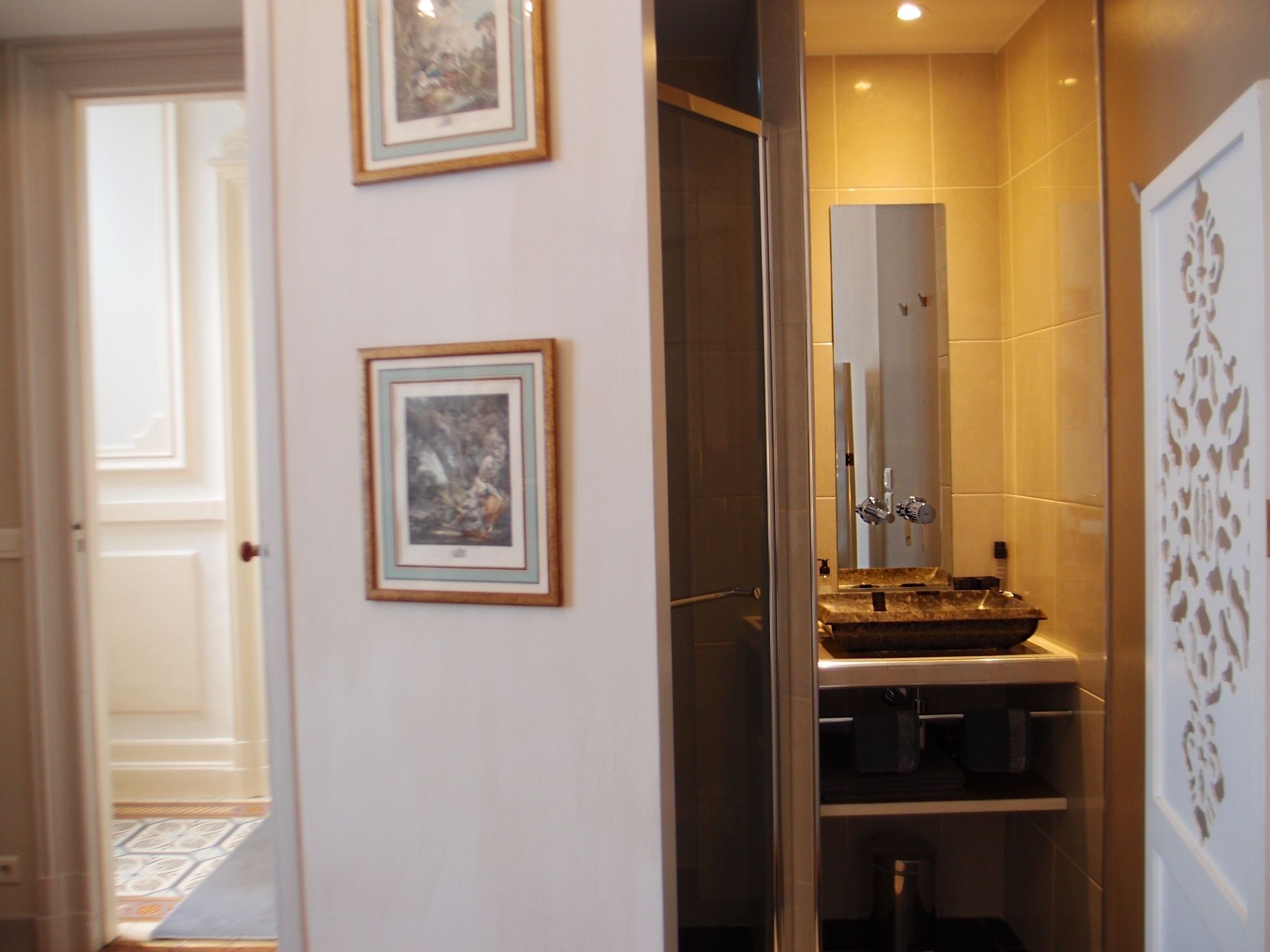 Photo - C'est une maison bleue - a blue lodge in Bordeaux