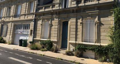 Blue Lodge in Bordeaux