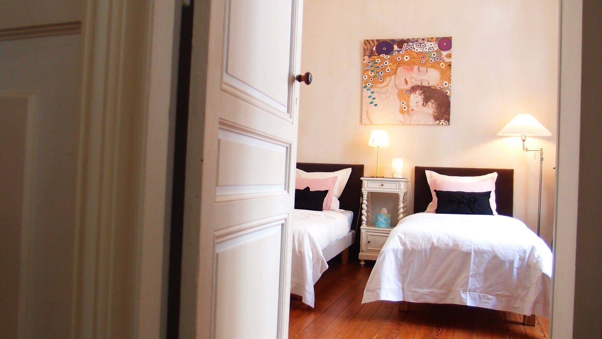 Photo - C'est une maison bleue - a blue lodge in Bordeaux