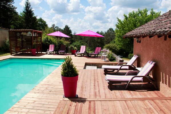 Seasonal outdoor pool