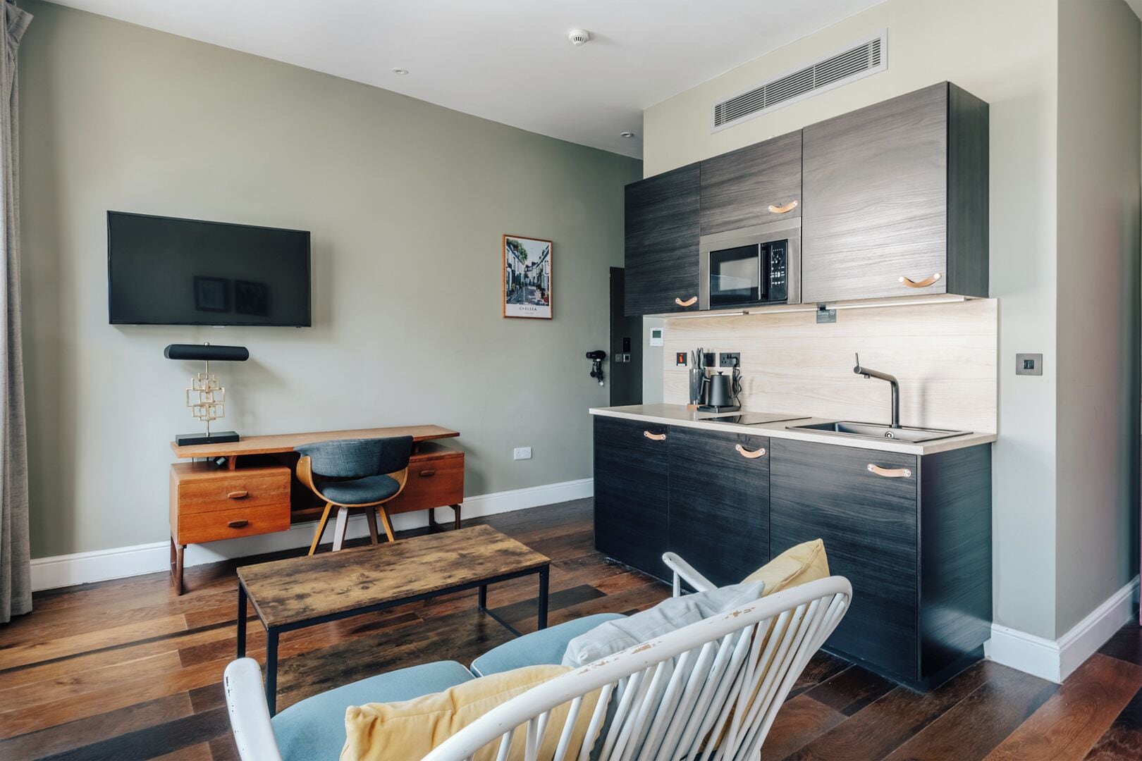 Studio (Double) | Private kitchen | Fridge, microwave, electric kettle