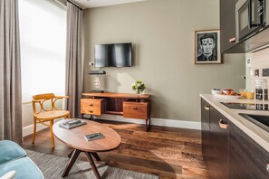 スタジオ | アイロン / アイロン台、WiFi (無料)、ベッドシーツ