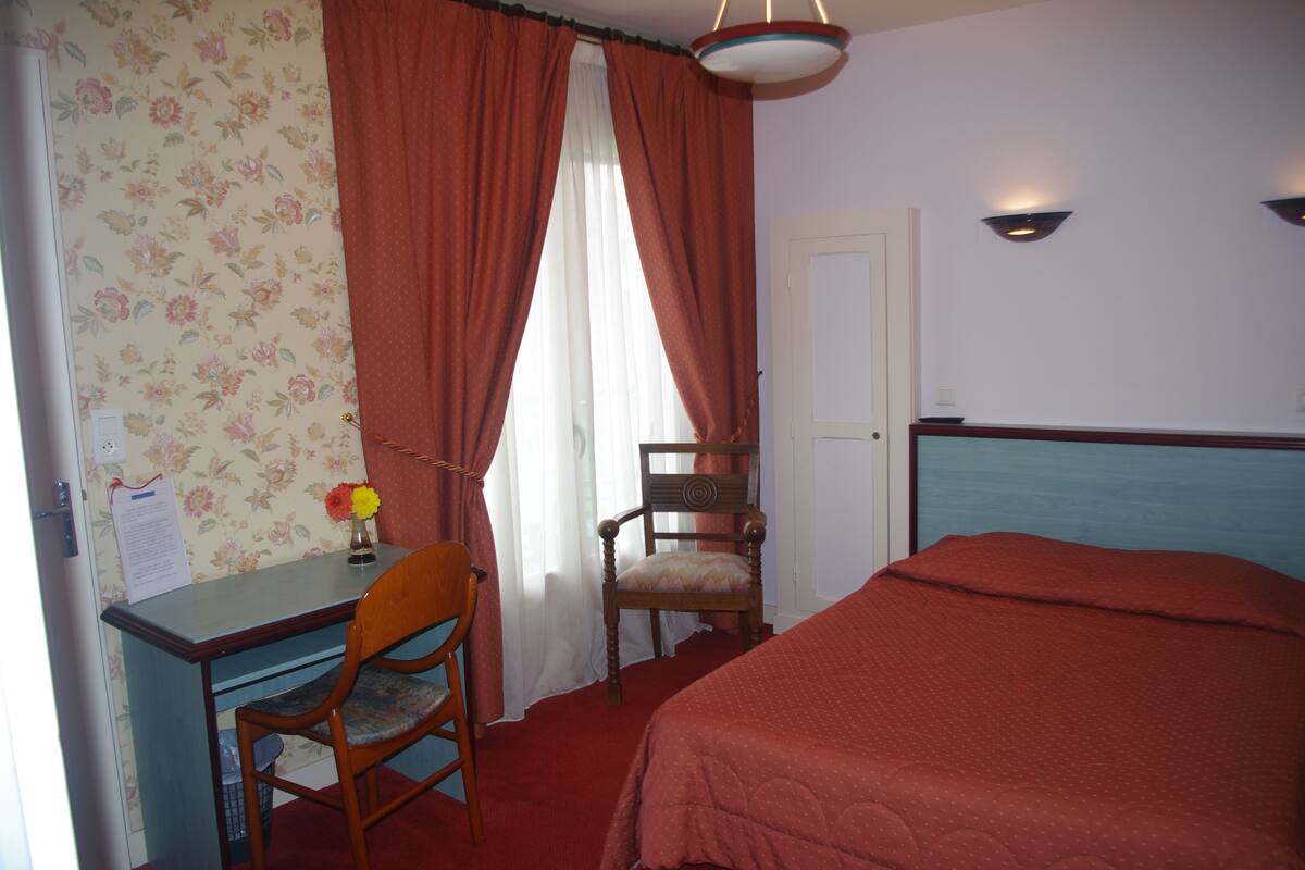 Chambre Double (Balcon)