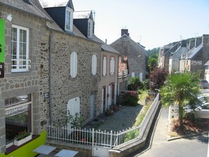 Chambre Triple, terrasse | Vue de la chambre