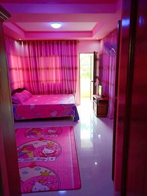 Minibar, desk, soundproofing, free WiFi - Mary Chiang Baguio Transient house (Baguio)