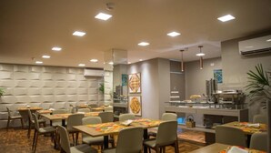 用餐