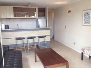 Apartment, 1 Bedroom, Private Bathroom | Living area | Flat-screen TV - 9.- HNA Mirador El Faro (La Serena)
