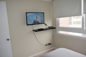 Apartment, 1 Bedroom, Private Bathroom | Room amenity - 9.- HNA Mirador El Faro (La Serena)