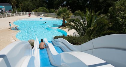 Insolites Du Camping De Trezulien