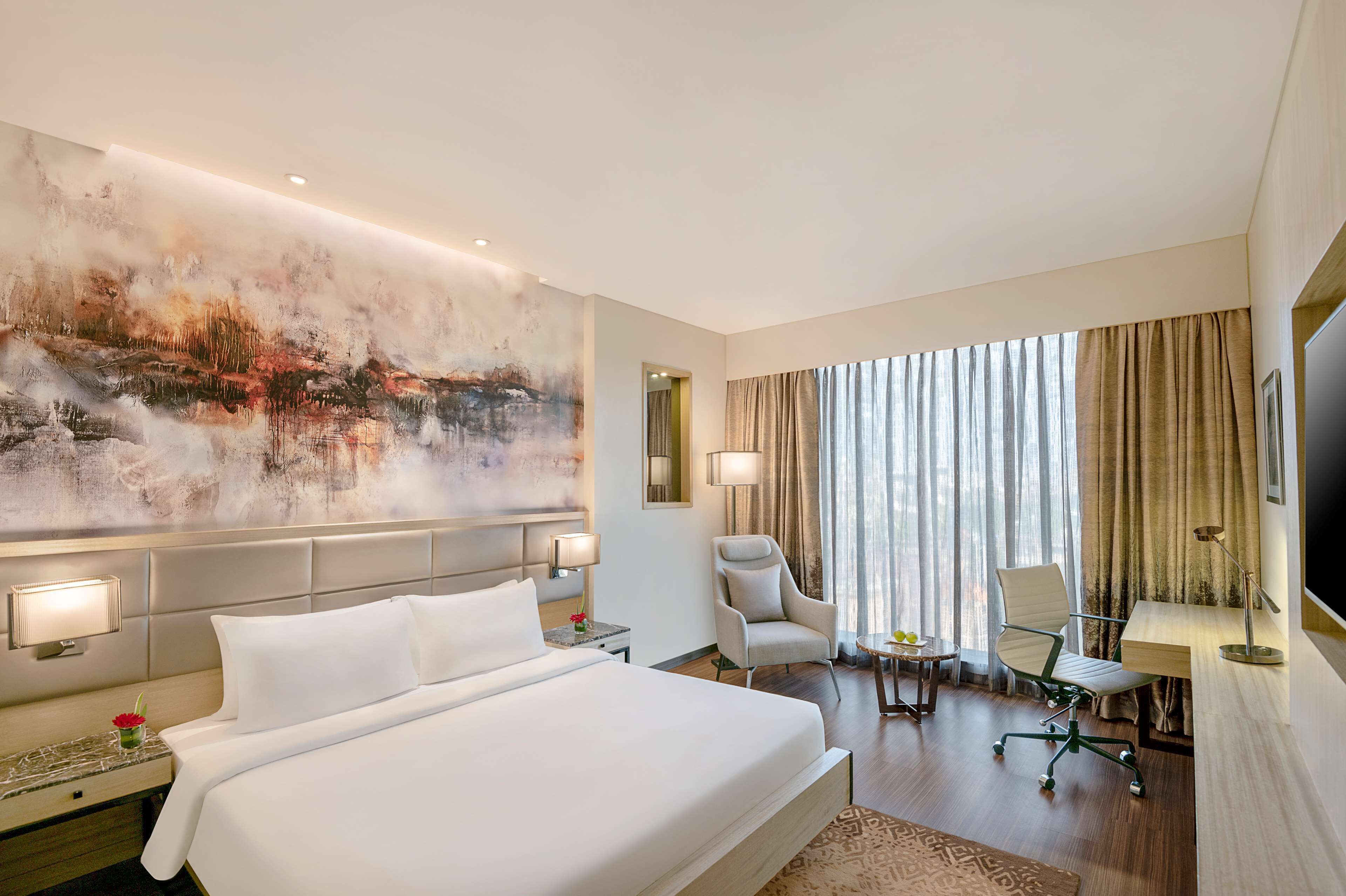 superior room | minibar, in-room safe, desk, laptop workspace